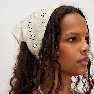 NWT Free People Claro Eyelet Hair Scarf - Ivory/Blue